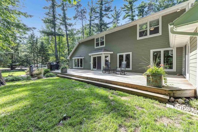 2274 CATHEDRAL FOREST DRIVE, Suamico, WI 54313