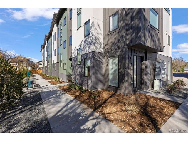 8408 W 52nd Ave, Arvada, CO 80002