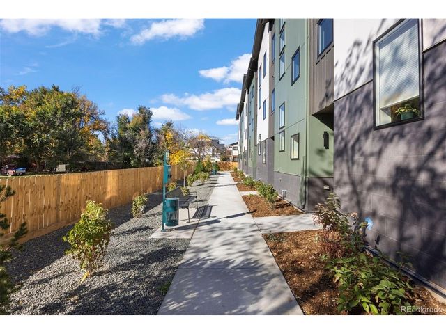 8408 W 52nd Ave, Arvada, CO 80002