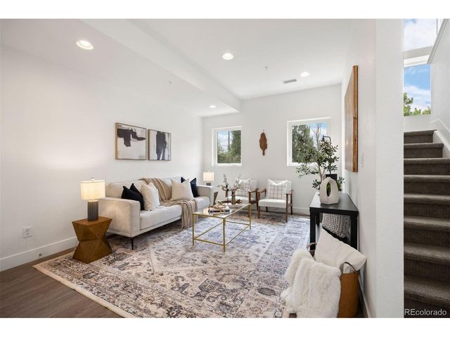 8408 W 52nd Ave, Arvada, CO 80002