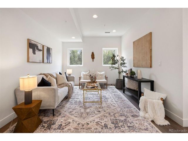 8408 W 52nd Ave, Arvada, CO 80002