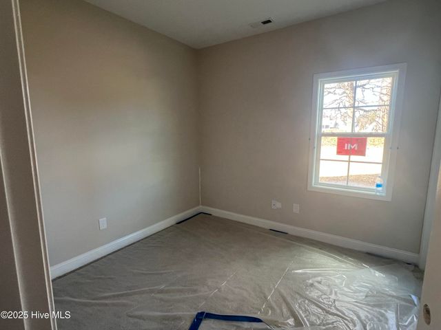 238 Deer Haven Drive, Richlands, NC 28574