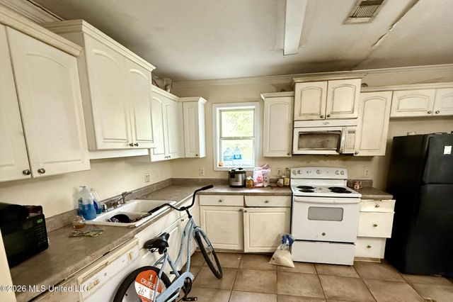 6269 W Itawamba Street, Bay Saint Louis, MS 39520