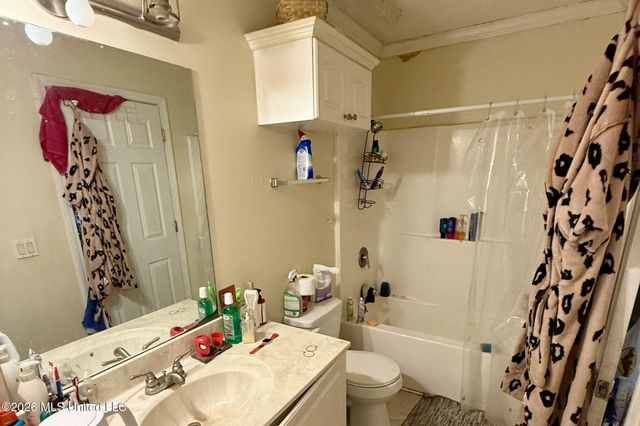 6269 W Itawamba Street, Bay Saint Louis, MS 39520