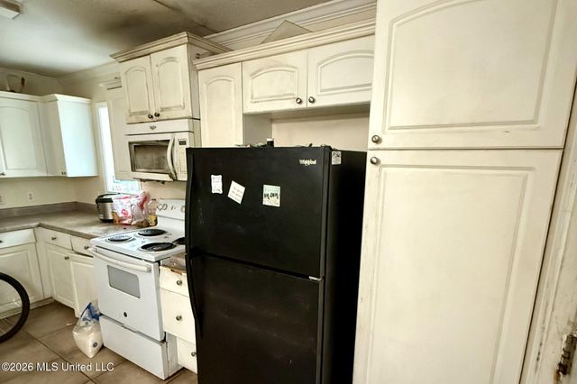 6269 W Itawamba Street, Bay Saint Louis, MS 39520