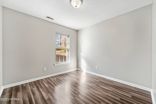 410 Somerset Cove, Jacksonville, NC 28546