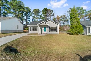410 Somerset Cove, Jacksonville, NC 28546