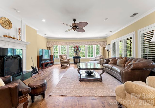 13837 Grand Palisades Parkway, Charlotte, NC 28278