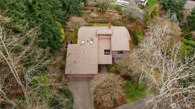 6008 Indian Trail NE, Tacoma, WA 98422