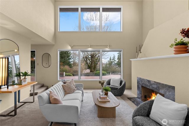 6008 Indian Trail NE, Tacoma, WA 98422