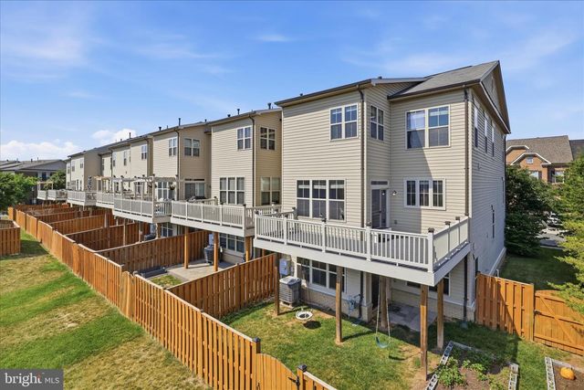 42567 DREAMWEAVER DR, Brambleton, VA 20148