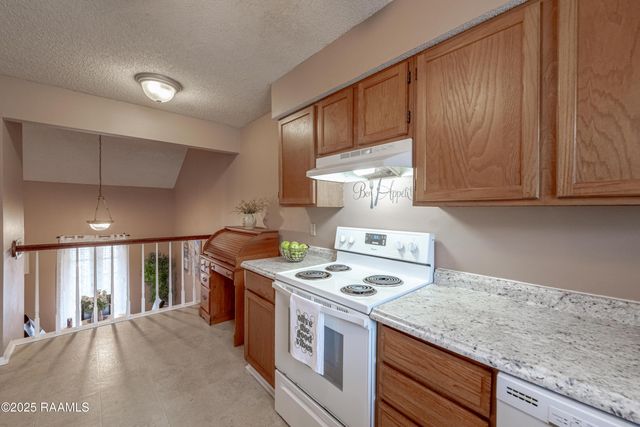 100 Teal Lane 54, Lafayette, LA 70507