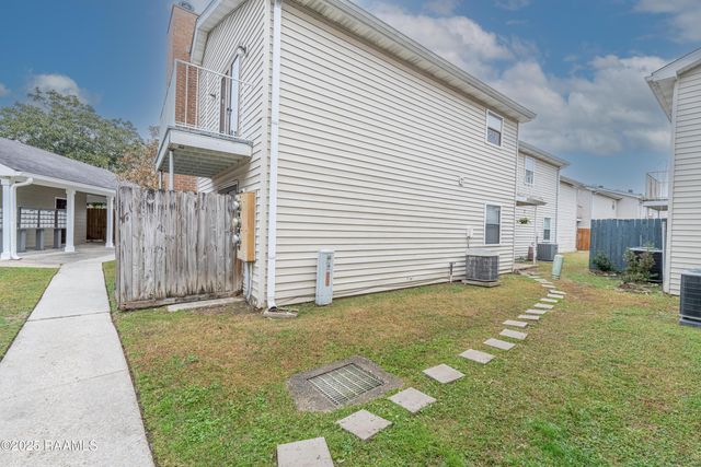 100 Teal Lane 54, Lafayette, LA 70507