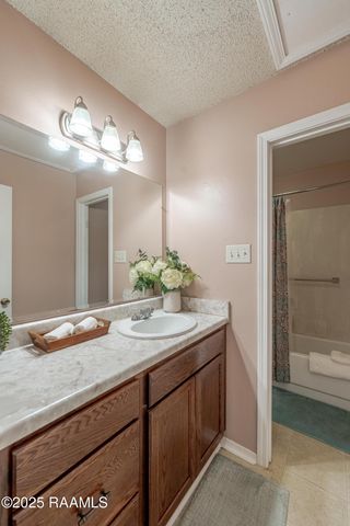 100 Teal Lane 54, Lafayette, LA 70507