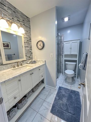 208 S Barker Street, New Buffalo, MI 49117