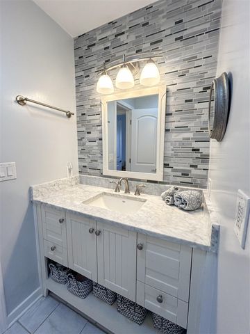 208 S Barker Street, New Buffalo, MI 49117