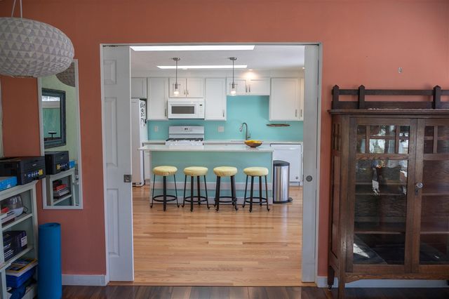 208 S Barker Street, New Buffalo, MI 49117