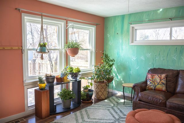 208 S Barker Street, New Buffalo, MI 49117