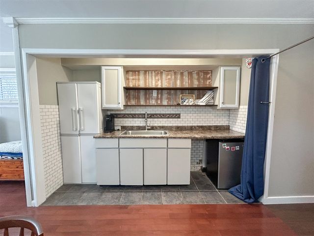 208 S Barker Street, New Buffalo, MI 49117