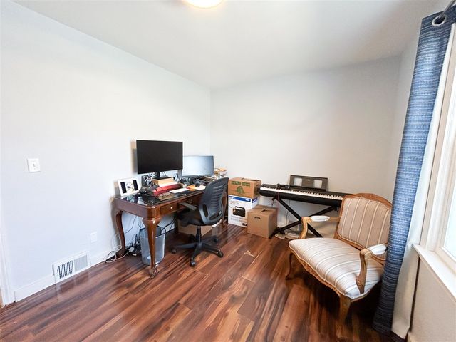 208 S Barker Street, New Buffalo, MI 49117