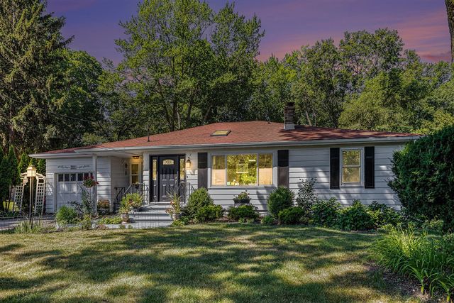 208 S Barker Street, New Buffalo, MI 49117