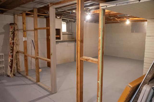 208 S Barker Street, New Buffalo, MI 49117