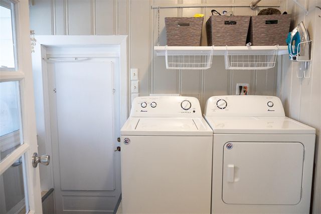 208 S Barker Street, New Buffalo, MI 49117