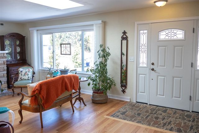 208 S Barker Street, New Buffalo, MI 49117