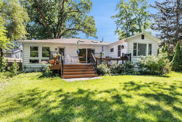 208 S Barker Street, New Buffalo, MI 49117