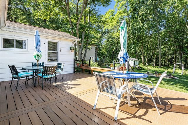 208 S Barker Street, New Buffalo, MI 49117