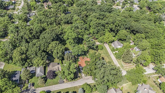 208 S Barker Street, New Buffalo, MI 49117