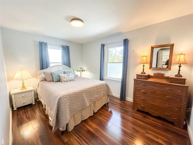 208 S Barker Street, New Buffalo, MI 49117