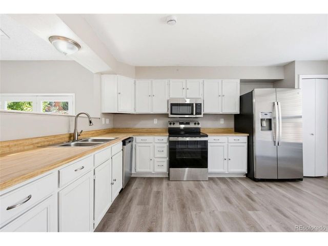 13722 W 64th Dr, Arvada, CO 80004