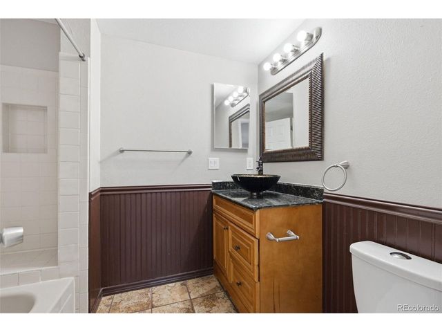 13722 W 64th Dr, Arvada, CO 80004