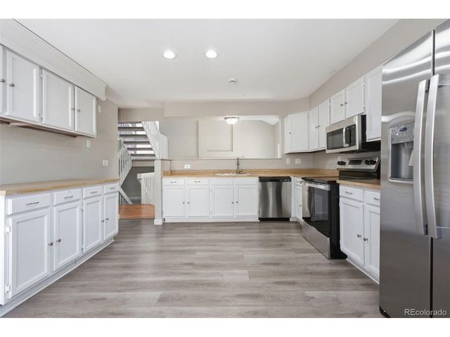 13722 W 64th Dr, Arvada, CO 80004
