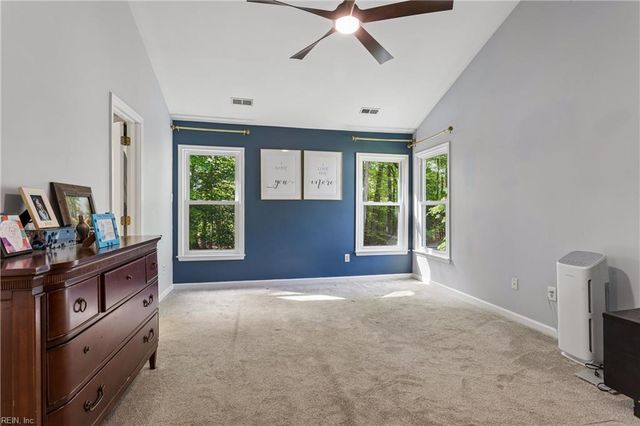 304 Autumn WAY, Yorktown, VA 23693
