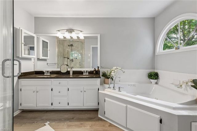 304 Autumn WAY, Yorktown, VA 23693