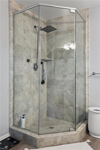 304 Autumn WAY, Yorktown, VA 23693