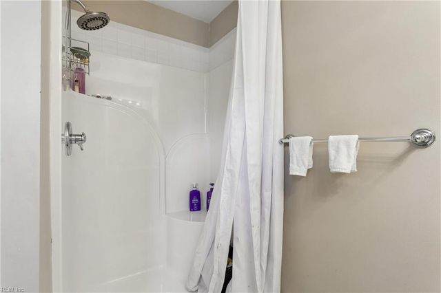 304 Autumn WAY, Yorktown, VA 23693