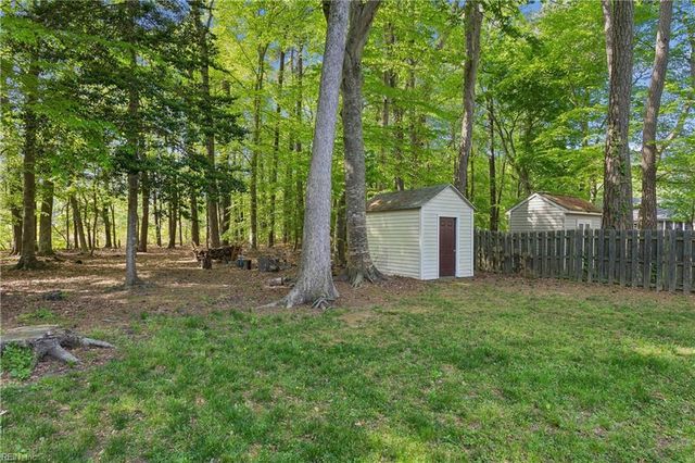 304 Autumn WAY, Yorktown, VA 23693