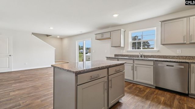 579 Edgetree Drive, Hopkins, SC 29061
