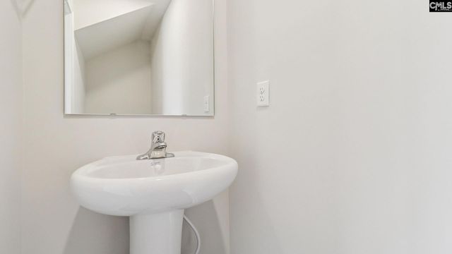 579 Edgetree Drive, Hopkins, SC 29061
