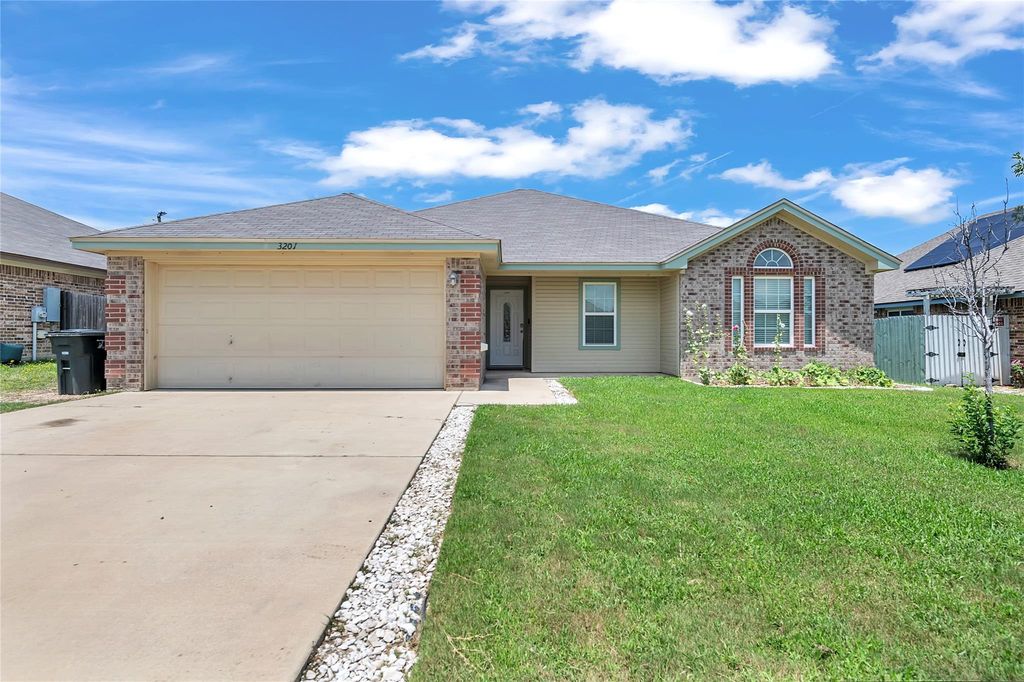 3201 Briscoe DR, Killeen, TX 76549