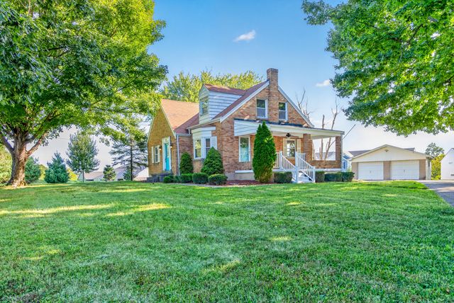 1820 Old N Bend Road, Hebron, KY 41048