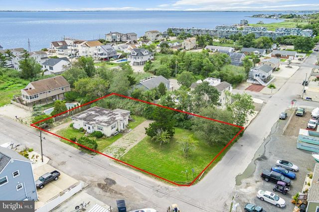 108 BALTIC AVE, Waretown, NJ 08758