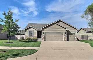 1418 E Rough Creek Rd, Derby, KS 67037