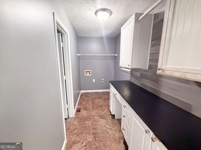 4150 Jonathan Lane, Cumming, GA 30040