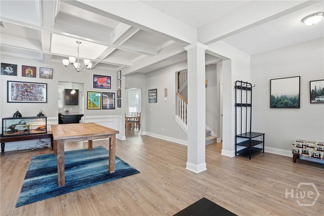 165 Laguna Way, Savannah, GA 31405