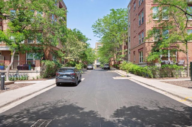 600 N 2nd St 100, Minneapolis, MN 55401