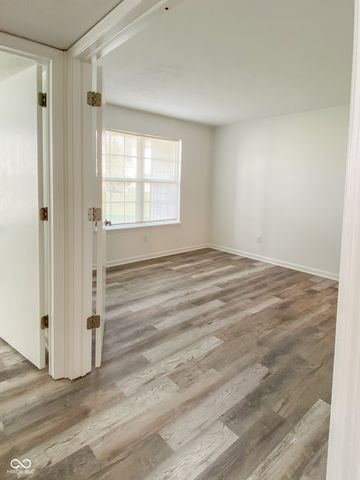 9467 Wimbledon Court, Indianapolis, IN 46250